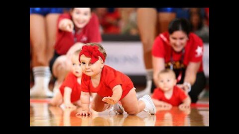 Baby crawl race