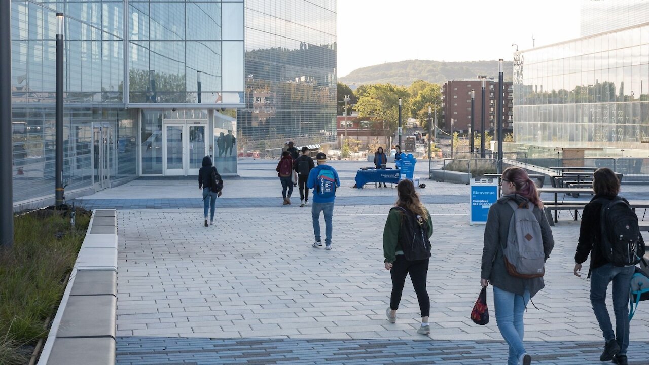 Pas de «retour à la normale» avant 2022 pour les étudiants au cégep et à l'université