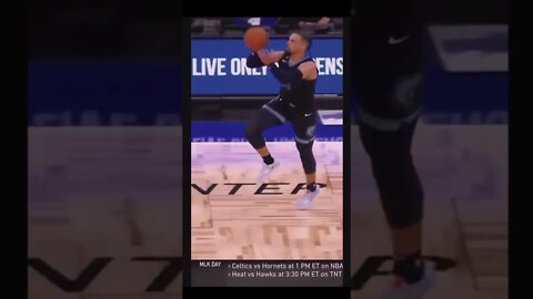 Ja Morant Thought He Had An Easy Alley Oop.. Until This Happened