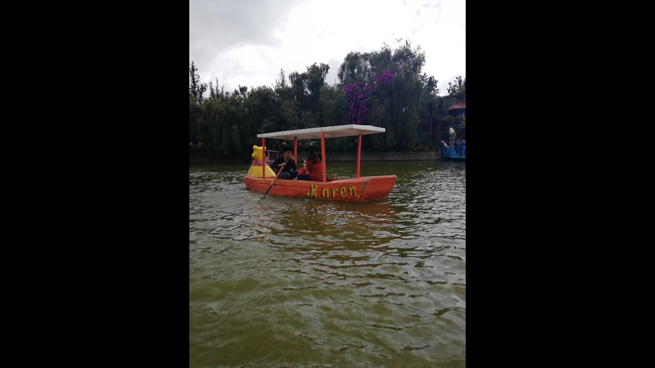 FUN BOAT RIDE with Family <3