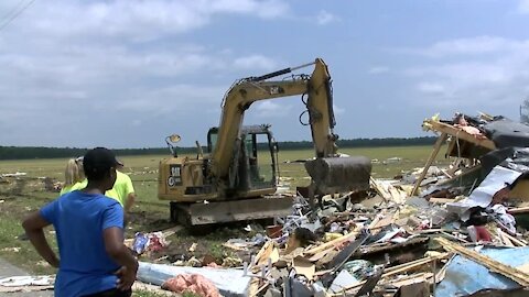 At Least 2 Dead After Severe Weather Rips Louisiana