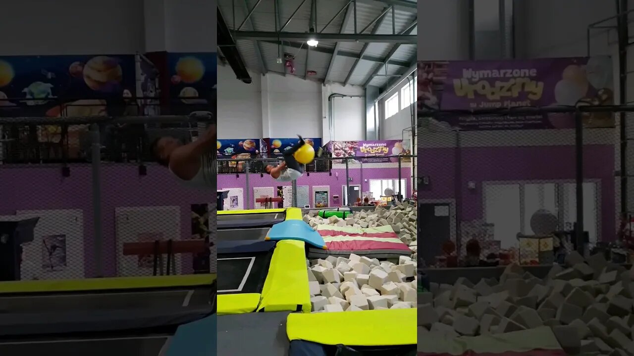 To się dzieje gdy trener nie przyjdzie na trening 🤔 #youtubeshorts #akrobatyka #salto #shortvideo