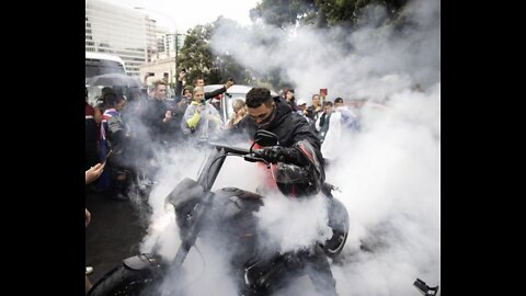 New Zealand Showers Lockdown Protesters with Sprinklers, Barry Manilow