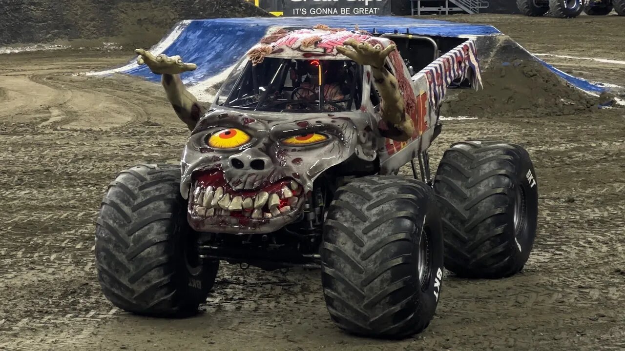 Monster Jam Seattle 04/01/2023 HIGHLIGHTS (4k60fps)