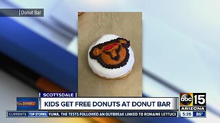 Kids get a free donut at Donut Bar Scottsdale each weekend