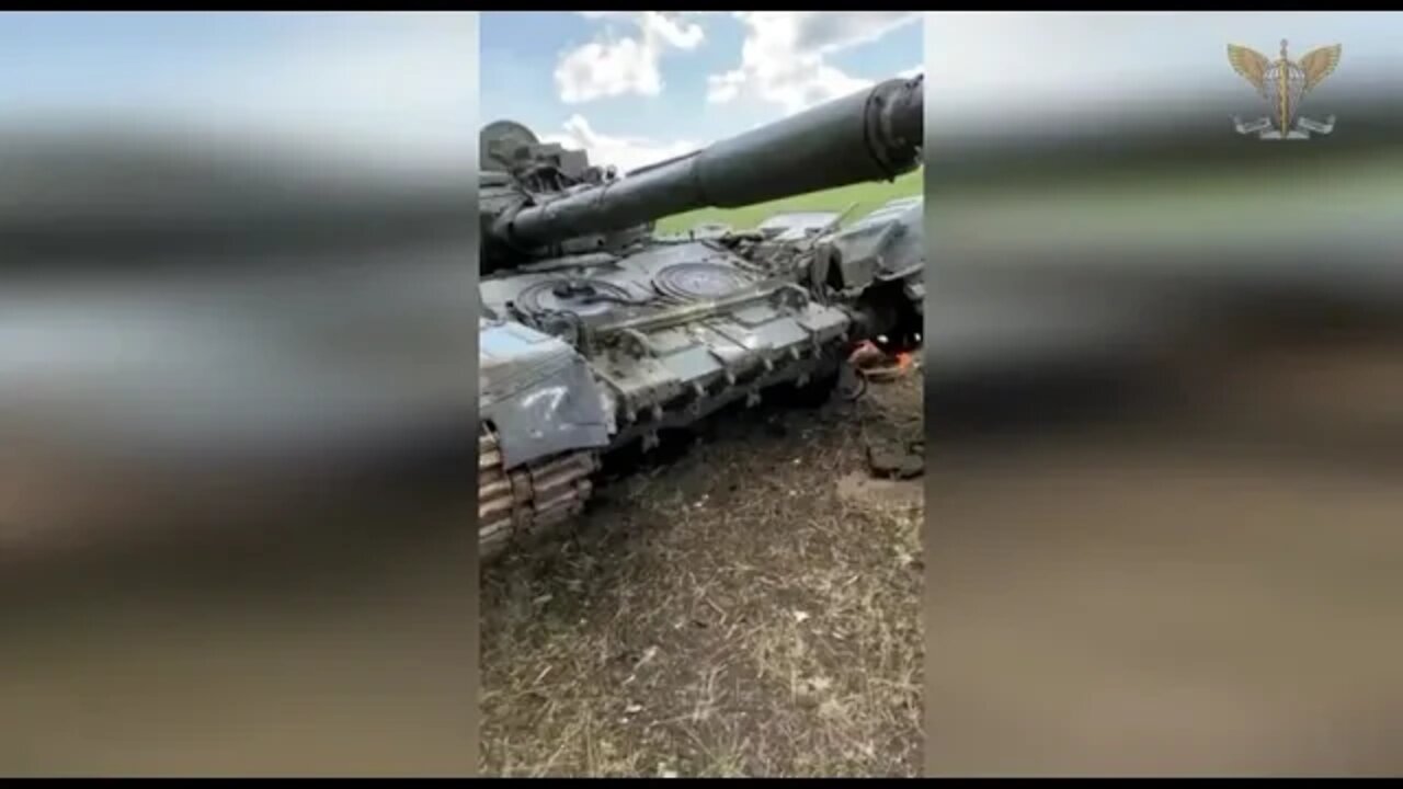 Russian serviceman welded stolen sewer manholes onto their tank as additional armor