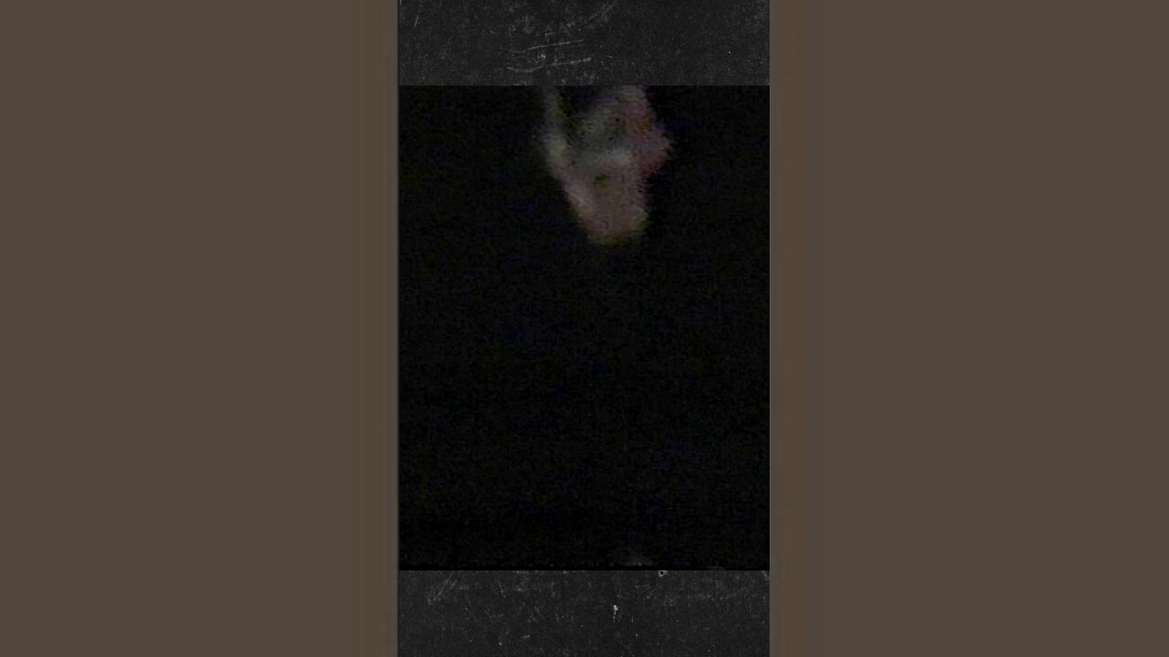 Ghostly Face in Dark Attic? (9/22/2003)