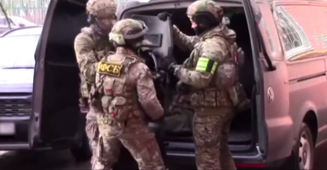 Watch: Russia’s FSB Apprehends Would-Be Journo 'Assassins'