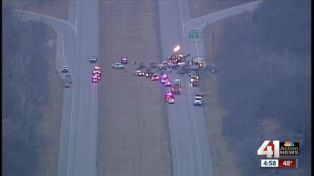 I-435 closed at 96th Street as crews clean up overturned cattle trailer