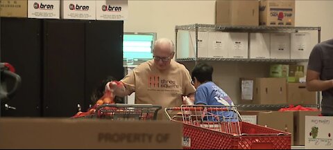 Three Square Food Bank expanding senior services in push to feed every hungry person over 60 in Nevada