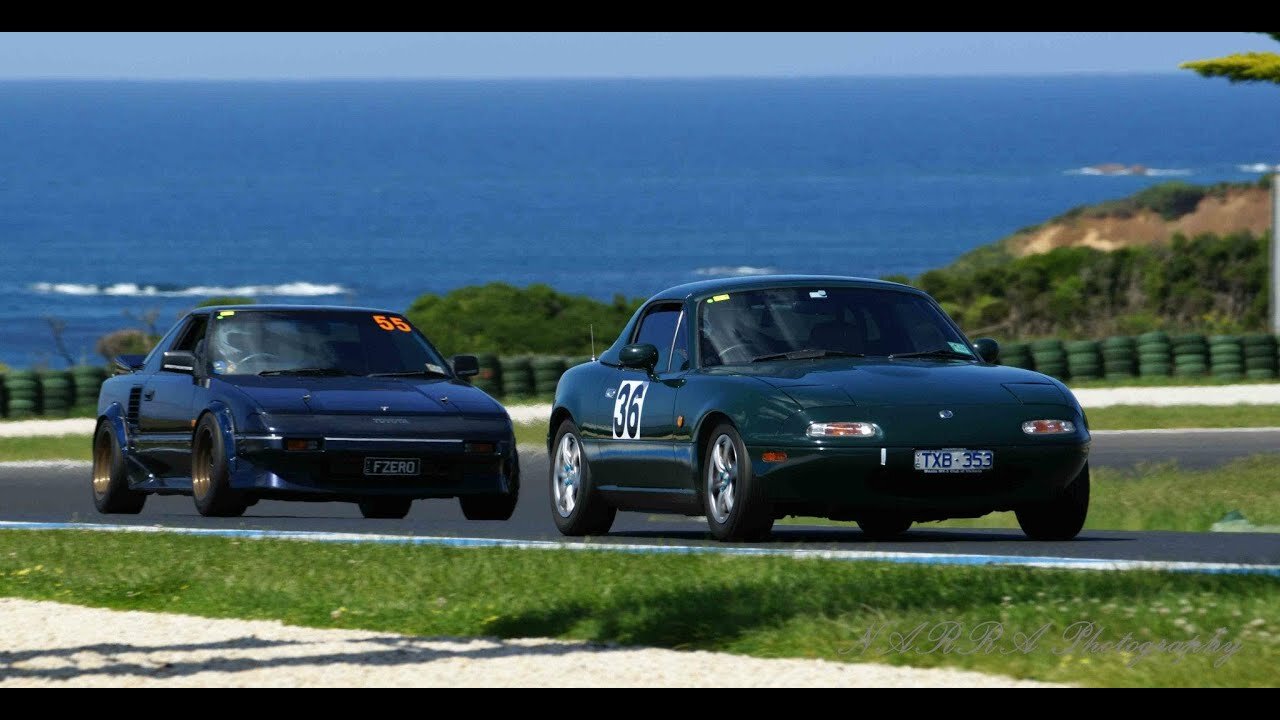 Toyota MR2 Gen 1 race