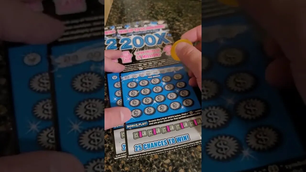 Playing Kentucky Lotto Tickets $20 Scratch Offs!