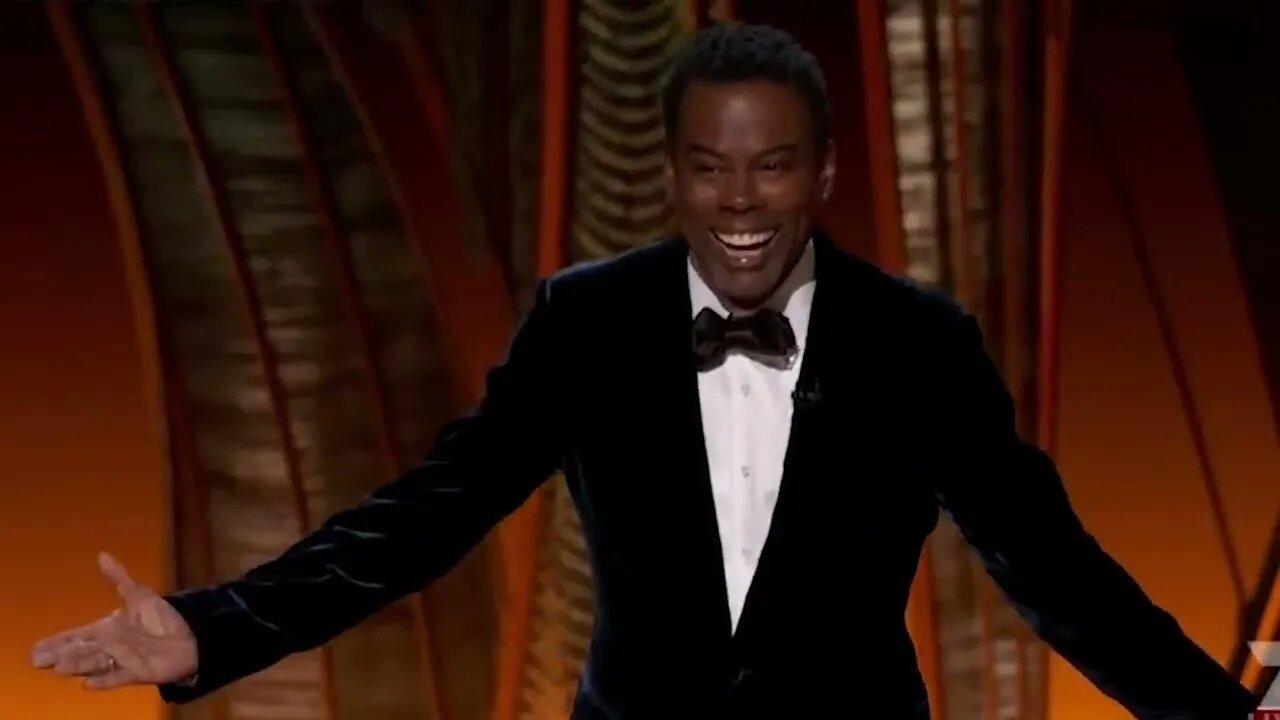 WILL SMITH DÁ UM TAPA EM CHRIS ROCK NA NOITE DO OSCAR (LEGENDADO)