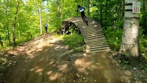 PISTE 7 BROMONT JOSHUA SEND IT & ARNAUD.VELO ENFANTS 9 ANS