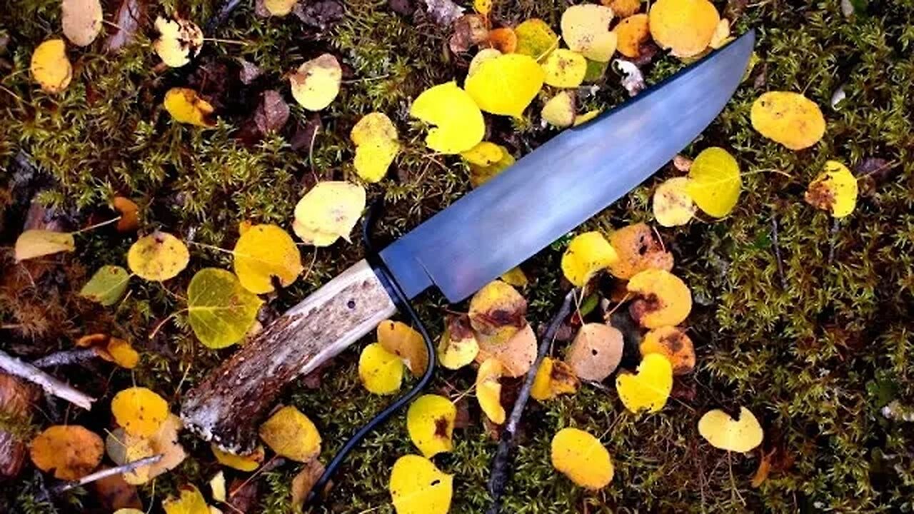 Forging a Bowie knife from a rusty leaf spring part 2