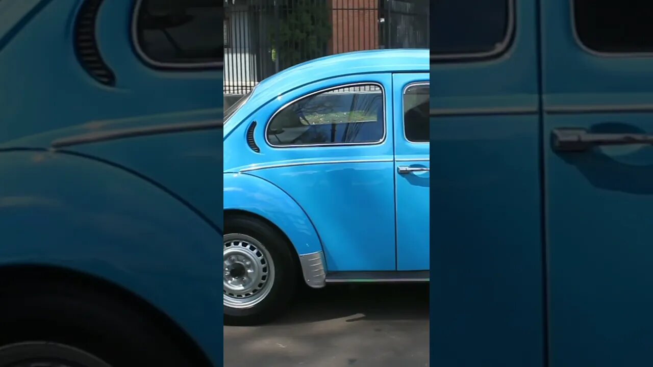 FUSCA AZUL PLACA PRETA