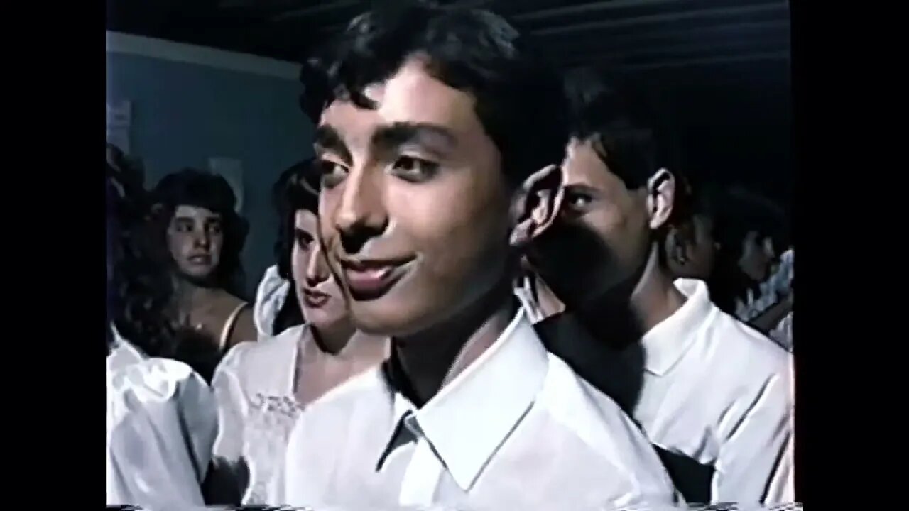 1990 - Cerimônia de Formatura da Escola Municipal de Ensino Fundamental Comandante Gastão Moutinho