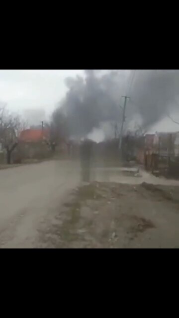 Russians are bombing the village of Kozatskoe, Kherson region.