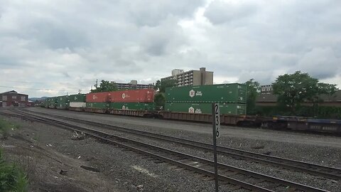 Intermodal west through Altoona Pa