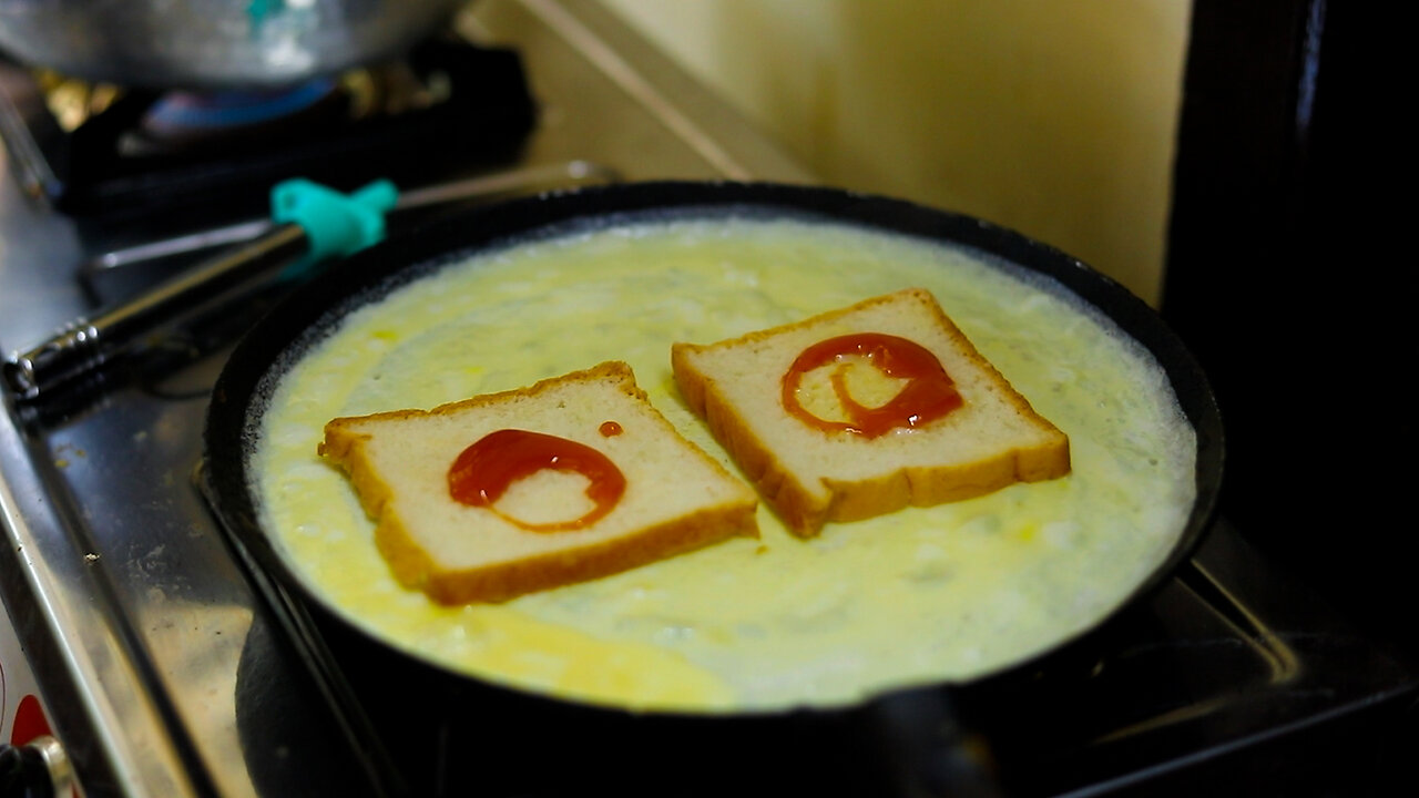 Delicious Bread Omelette Making | Street Food