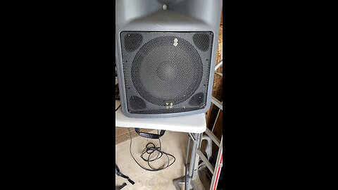 Speaker One. Peavey Mixer.