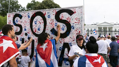 Activists Call For Internet Balloons In Cuba Amid Protests