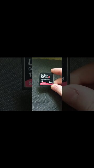 Для чего эта карта памяти ❓❔ #YoSquad #YoComp #Shorts