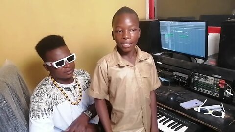 DJ Romaric feat Ariel B