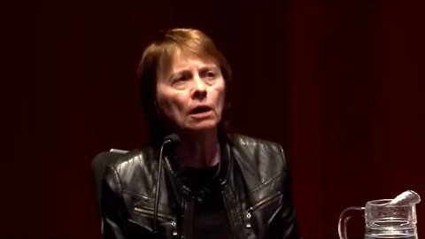 Transgenderowa mania jest oznaką upadku kulturowego - Camille Paglia [napisy PL]