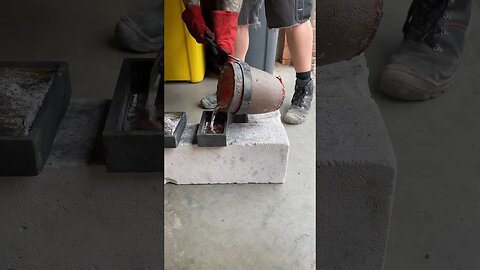 Where you’re going?? #aluminum #metalcasting #belgium #devilforge #casting #scrapping
