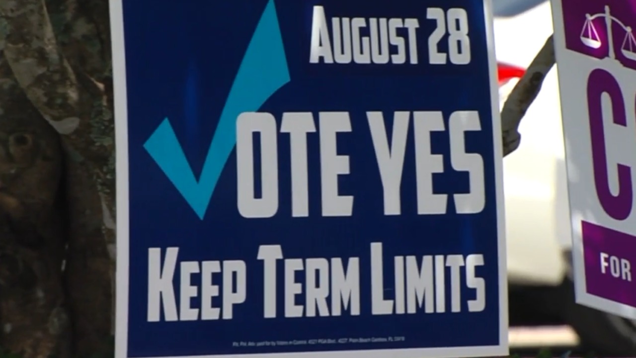 Palm Beach Gardens sued over election sign