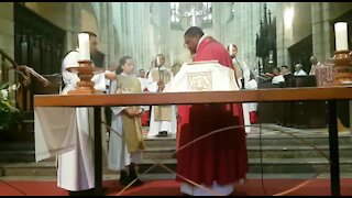 SOUTH AFRICA - Cape Town - The Blessing of the Animals(video) (X9u)