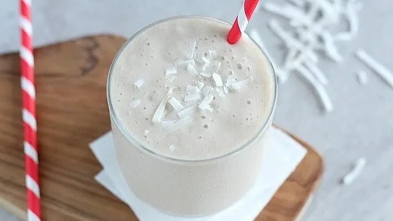 The Healthiest Vanilla Milkshake Ever...NO Ice Cream!