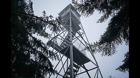 Vanderwhacker Mt & Abandoned Cabin