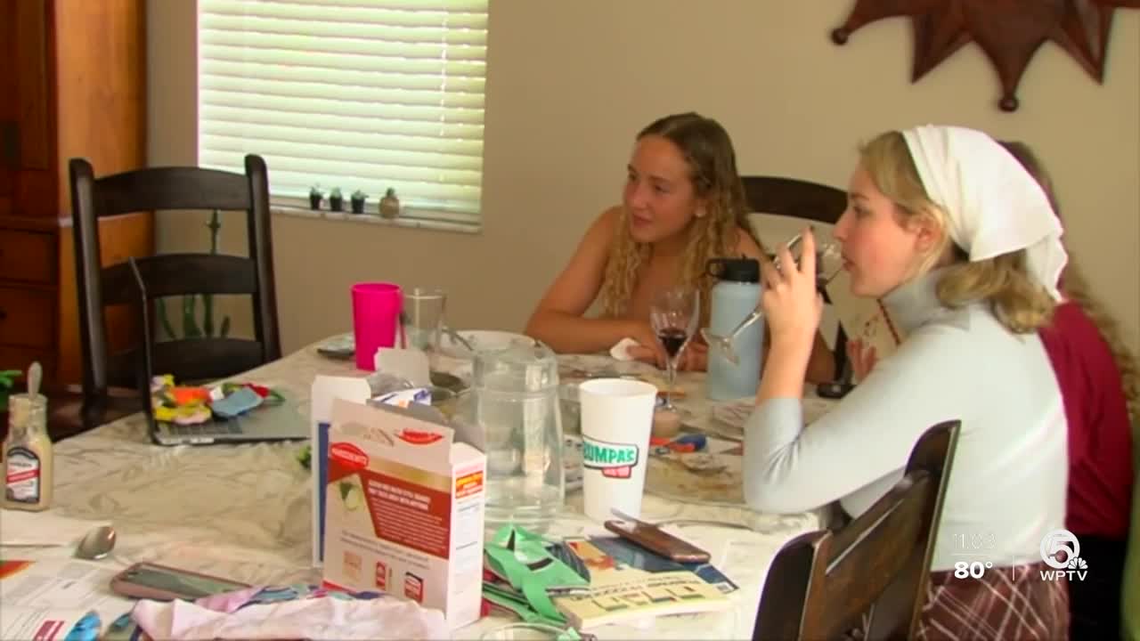 COVID-19 forces Jewish community celebrate Passover through social media