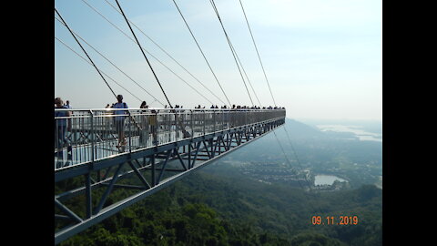 Еhe bridge- glass bridge !