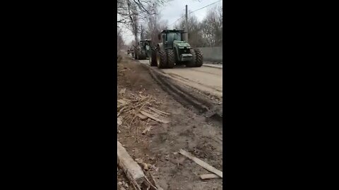 #Ukrainian tractor resistance!