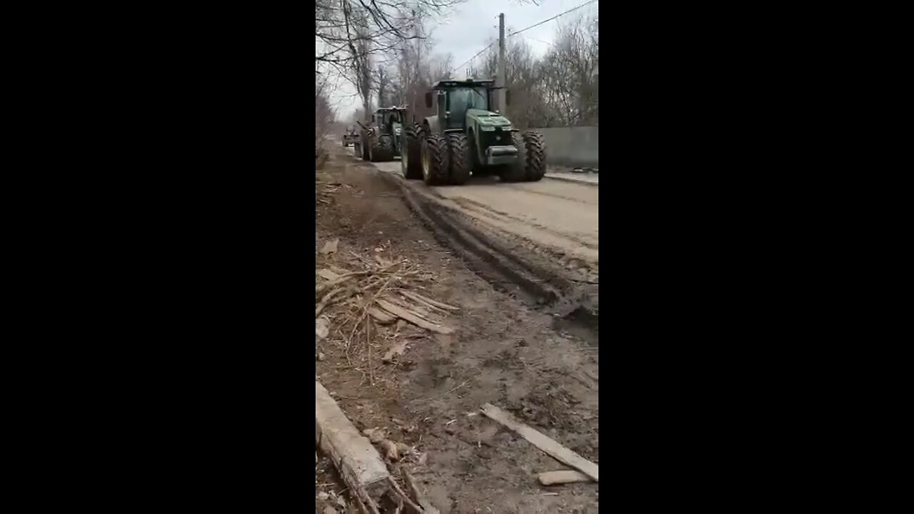 #Ukrainian tractor resistance!