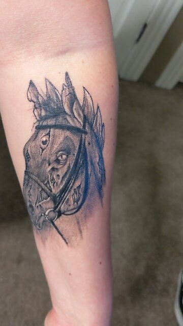 Katie, Tattoo Artist