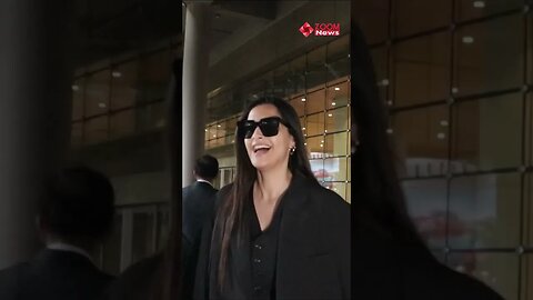 Sonam Kapoor refuses to pose for paps as she gets snapped at the airport 🤩💖📸