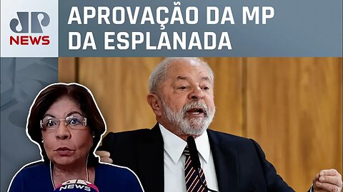 Dora Kramer analisa se governo deve fazer ou não a reforma ministerial