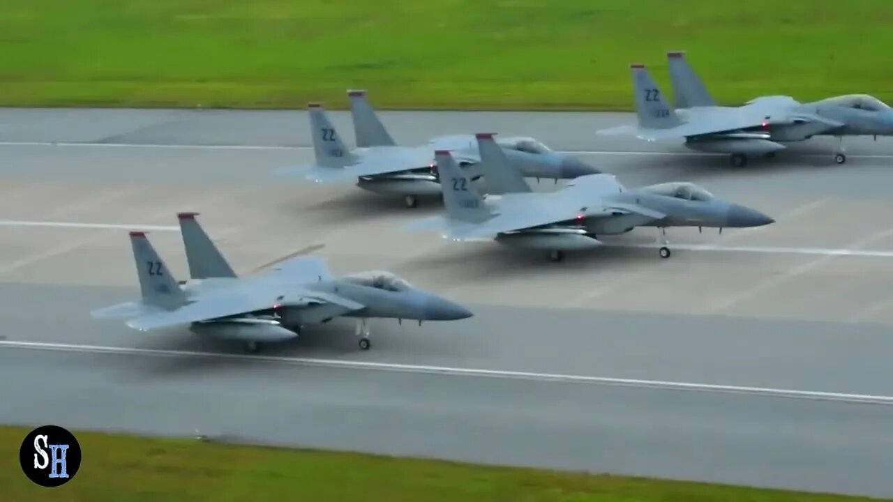 US Military Pumps Up with fighter jets on elephant walk as Putin Continues Advance - Screen Hoopla