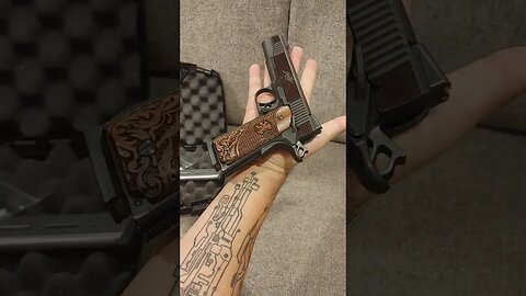 Why I LOVE the 1911 #education #guns #gunroom #kimber