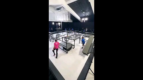 World_s Best Tag Player Vs 10 People