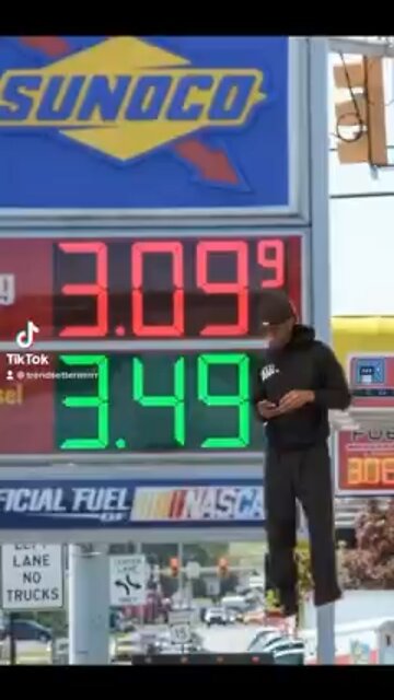 Gasoline ⛽️ prices!!!🙃🤪😡