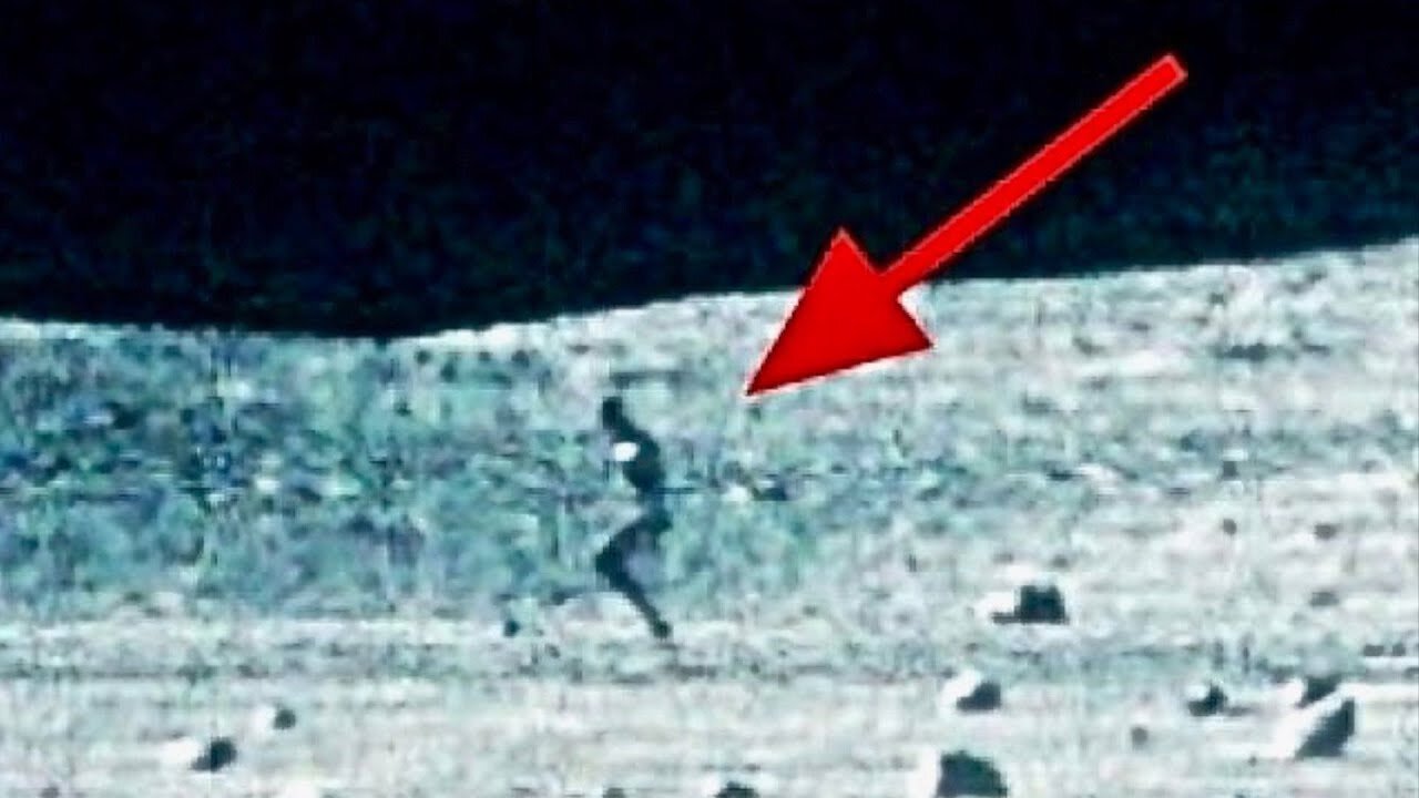 5 Most Mysterious Moon Photos Caught By NASA