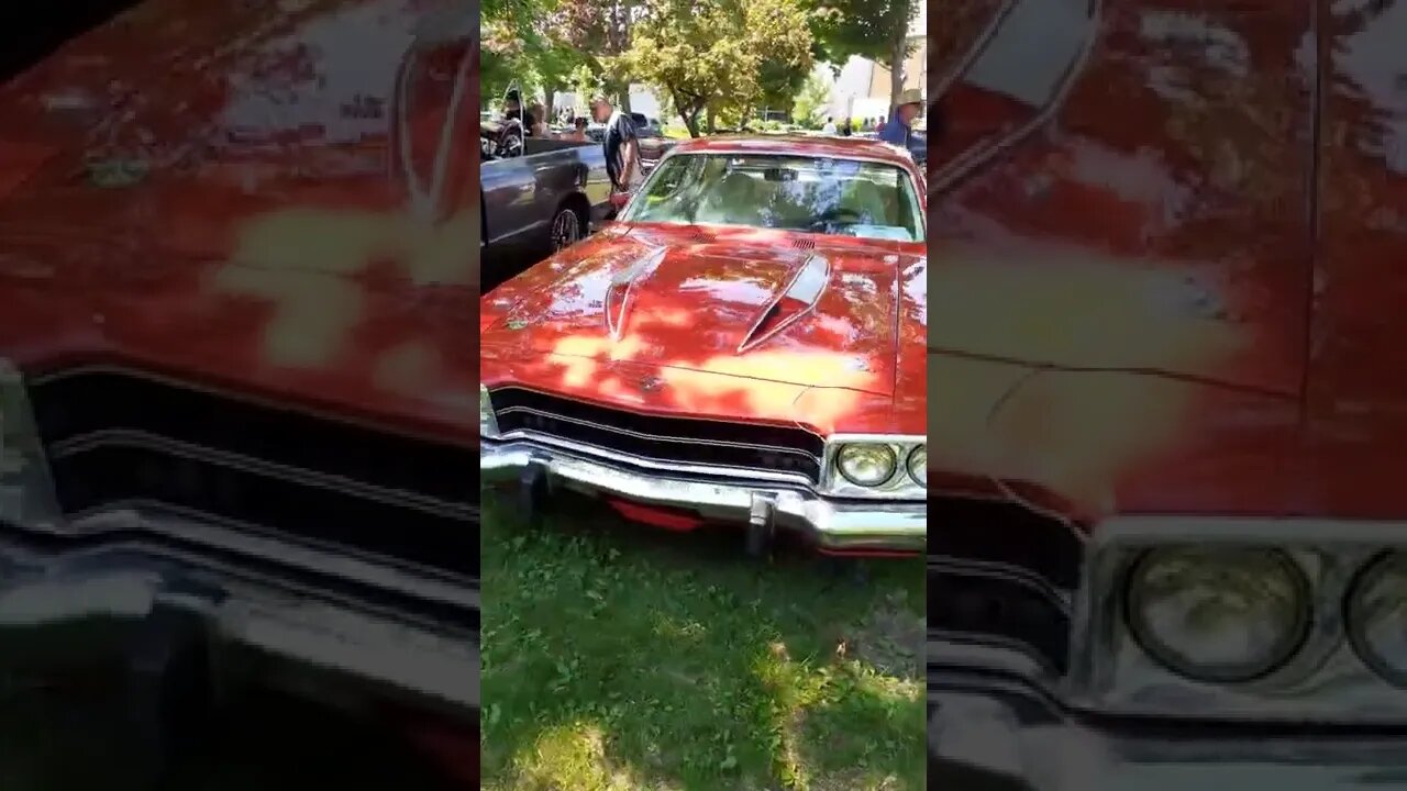 roadrunner challengers etc #sfmcollective #cars #muscle #quebec