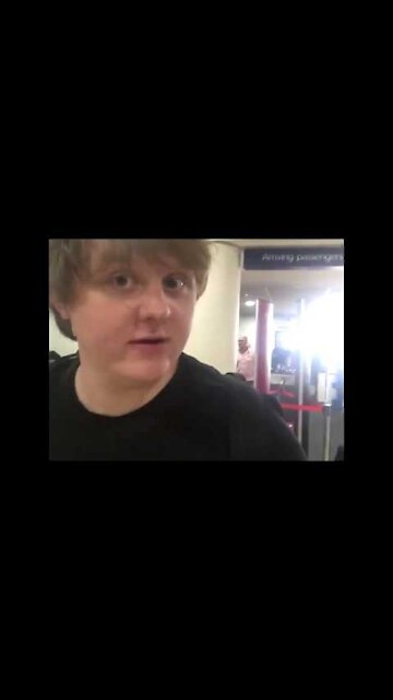 'Lewis Capaldi gives shout out to 15 Minutes of Fame'
