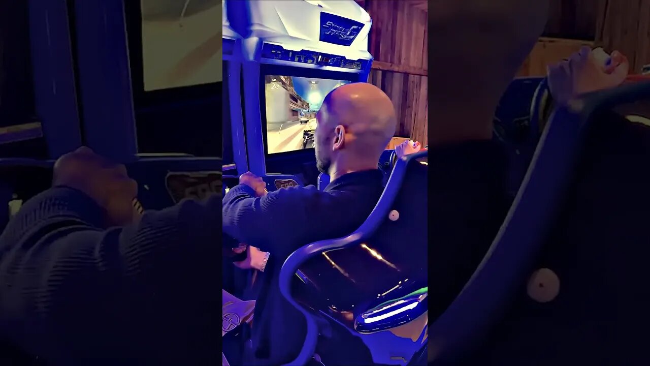 HOW MILLIONAIRES PLAY VIDEO GAMES