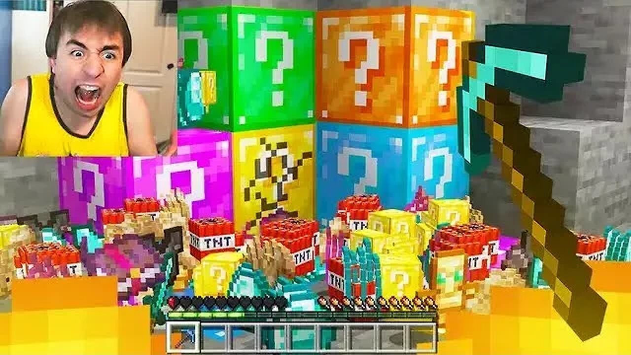 I Trolled Him With CUSTOM Lucky Blocks - Minecraft